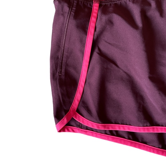 Lululemon Speed Up Short 3.5” inseam, Size 6, maroon, red, pink, running shorts - Picture 11 of 14